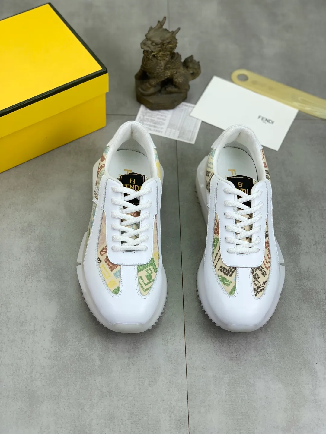 ​Men's shoes 💰P460 💰[New] Little Monster 🆘 New FENDI (Fendi) counter new 🕶️🕶️Simple routing effect, showing an elegant and cool driving shoe 🎬Using imported calfskin + first-layer pigskin lining🐂Excellent material🎬Detailed workmanship 🤗Comfortable foot feel➰➰. ​Pair it with any outfit to show your taste and temperament, low-key luxury ♻️Design ​simple and elegant ​noble and fashionable 🍃​Very loved and favored by trendy men 💓❤️size: 38-44 2️⃣colors available